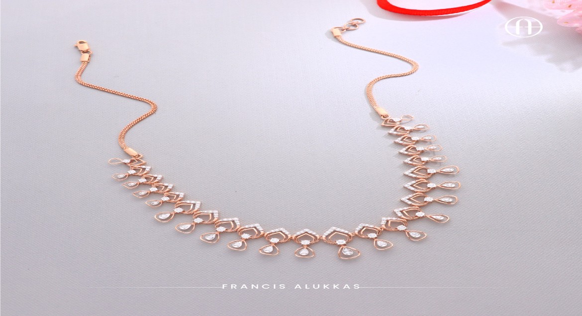 The Beauty and Brilliance of 18K Gold: A Guide by Francis Alukkas
